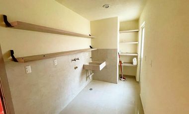 CASA EN RENTA EN METEPEC, ZONA PARQUE BICENTENARIO , SALIDA RÁPIDA A CDMX