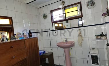 SE VENDE CASA ESQUINA VILLA SAN PEDRO