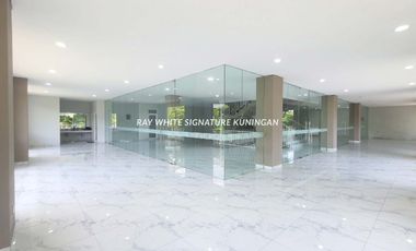 Gedung Baru Renovasi di Cipinang Indah I - Cocok untuk Kantor atau Investasi