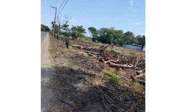 Rento terreno para empresas en Cunduacán, Tabasco, 86692, MEX.  Cerca del parque industrial.
