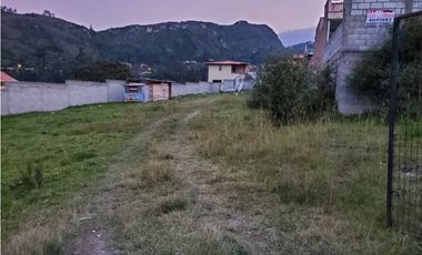 Terreno en venta en chaullabamba amplio 1500m2 cerca de la autopista