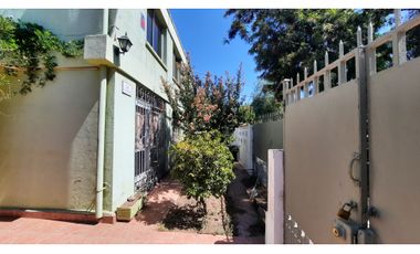 Arriendo casa de 2 piso 4D 1B en pleno centro de Los Andes