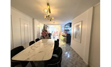 Venta De Departamento 1° Piso Urb Daniel Hoyle