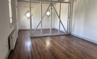 Casa en venta de 5 dorm. en Ñuñoa