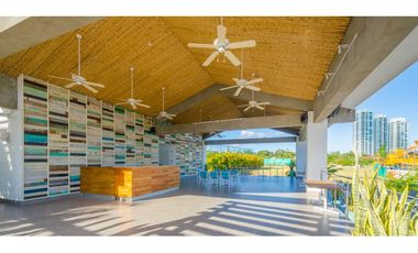 2 Bed Beach Condo - Views of Pool, Golf, Ocean