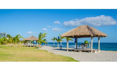 2 Bed Beach Condo - Views of Pool, Golf, Ocean