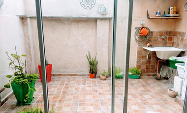 Departamento (PH) en Venta en Caballito 2 ambientes 57 m2 c terraza propia – Neuquén 1100