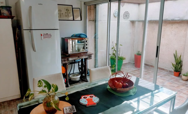 Departamento (PH) en Venta en Caballito 2 ambientes 57 m2 c terraza propia – Neuquén 1100