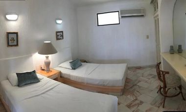Villa Paraiso Aca, Km 5 Calzada Pie de La Cuesta # 56