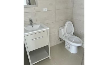 ALQUILO HERMOSO APARTAMENTO EN CONDADO DEL REY $1,600