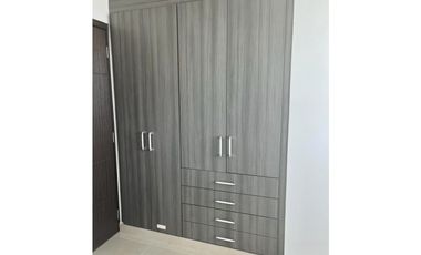 ALQUILO HERMOSO APARTAMENTO EN CONDADO DEL REY $1,600