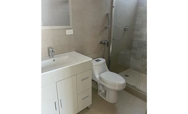 ALQUILO HERMOSO APARTAMENTO EN CONDADO DEL REY $1,600