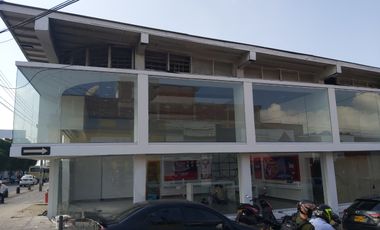 Se arrienda local esquinero - centro bucaramanga - ideal para tu negocio. Cod A9333