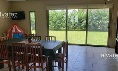 Casa venta 4 ambientes Hara Maria Victoria Moremo