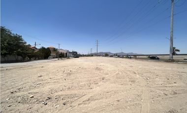 Terreno a nivel de calle y limpio! Bulevar Juan Pablo 2do Juárez Chih.