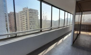 Departamento en arriendo de 3 dorm. en Vitacura