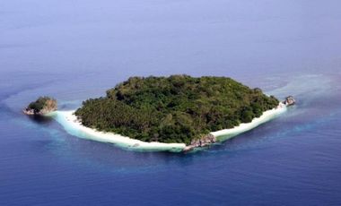 11 Hectares Lacalaca Island (AKA Cala Cala Island), Linapacan, Palawan, Philippines