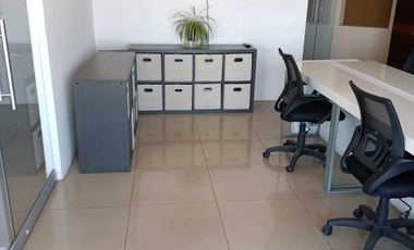 Oficina en torre Blvd