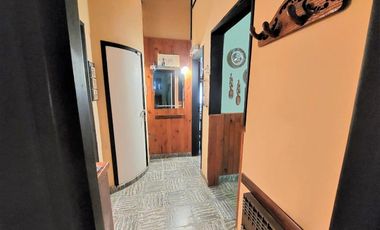 Casa 5 amb. con Garaje, Quincho y Fondo libre. Lanús Este - Super Ubicación