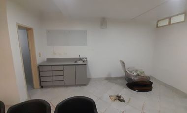 LOCAL COMERCIAL EN ARRIENDO EN VERSALLES