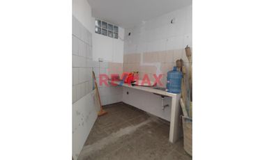 🏡 ¡Tu nuevo hogar en la mejor ubicación de Trujillo! 🌟

🔑 Alquila un departamento en el primer piso con  ubicación estratégica

✨ Detalles del dep