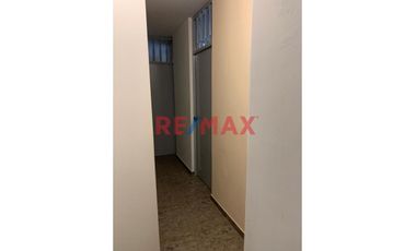 🏡 ¡Tu nuevo hogar en la mejor ubicación de Trujillo! 🌟

🔑 Alquila un departamento en el primer piso con  ubicación estratégica

✨ Detalles del dep