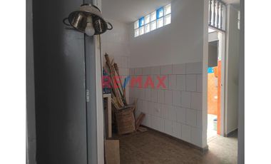 🏡 ¡Tu nuevo hogar en la mejor ubicación de Trujillo! 🌟

🔑 Alquila un departamento en el primer piso con  ubicación estratégica

✨ Detalles del dep