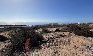 AMPLIO TERRENO EN ARRAYAN COSTERO LA SERENA