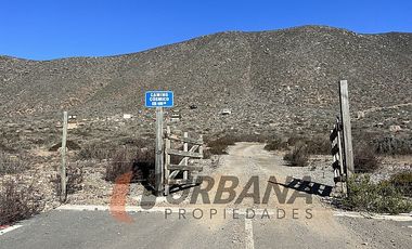 AMPLIO TERRENO EN ARRAYAN COSTERO LA SERENA