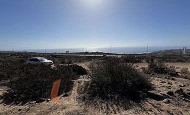 AMPLIO TERRENO EN ARRAYAN COSTERO LA SERENA