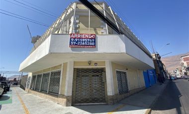Oficina en Venta en Local Comercial Central - Vivar / San Martin