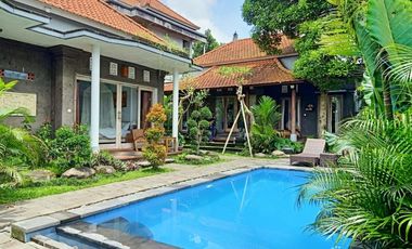 VILLA CANTIK DI KAWASAN HIJAU UBUD, INVESTASI PASTI UNTUNG