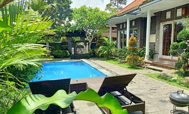 VILLA CANTIK DI KAWASAN HIJAU UBUD, INVESTASI PASTI UNTUNG