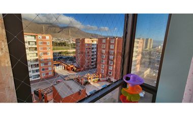 Gran departamento dúplex sector norte 4D+3B