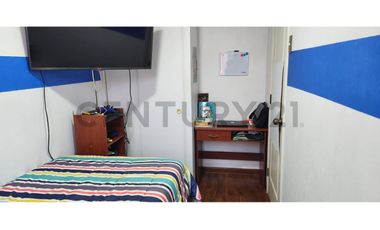 Gran departamento dúplex sector norte 4D+3B
