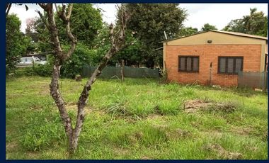 TERRENO amplio P/ Construir ! (500 m2) y Casa 70 m2,  a 1 cuadra Av. Victoria Aguirre