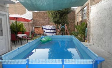 NUEVO VALOR  IMPERDIBLE CASA CON GARAGE PASANTE Y PARQUE