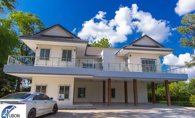 5 bed Country Estate
