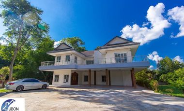 5 bed Country Estate