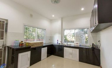 5 bed Country Estate