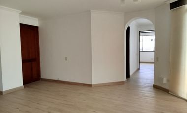apartamento en arriendo en los alpes. Cod A593