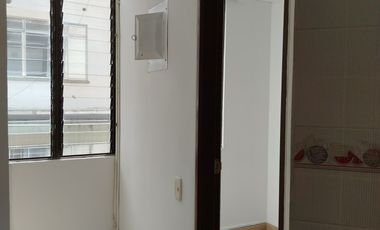 apartamento en arriendo en los alpes. Cod A593