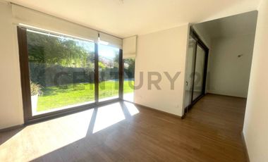 VENDO HERMOSA CASA ESTILO MEDITERRÁNEA EN SANTA ELENA CHICUREO