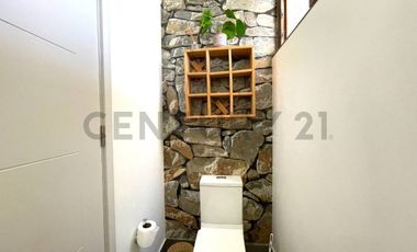 VENDO HERMOSA CASA ESTILO MEDITERRÁNEA EN SANTA ELENA CHICUREO