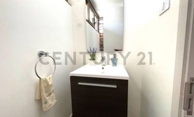 VENDO HERMOSA CASA ESTILO MEDITERRÁNEA EN SANTA ELENA CHICUREO
