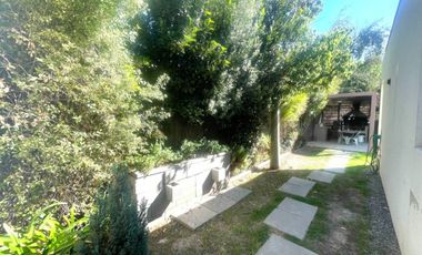 VENDO HERMOSA CASA ESTILO MEDITERRÁNEA EN SANTA ELENA CHICUREO