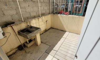 Casa de 4 recamaras enfrente de Escuela