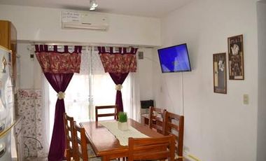 DEPARTAMENTO A METROS DEL CENTRO Y DEL MAR