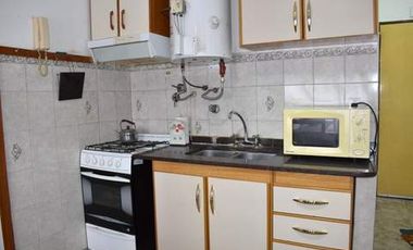 DEPARTAMENTO A METROS DEL CENTRO Y DEL MAR