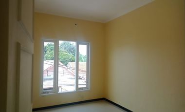 Rumah LT 146 SHM 9 Mnt ke Mitra Keluarga Jatiasih Siap KPR J-39789